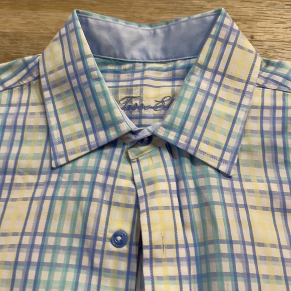 Long sleeve button down shirt - Picture 3 of 3